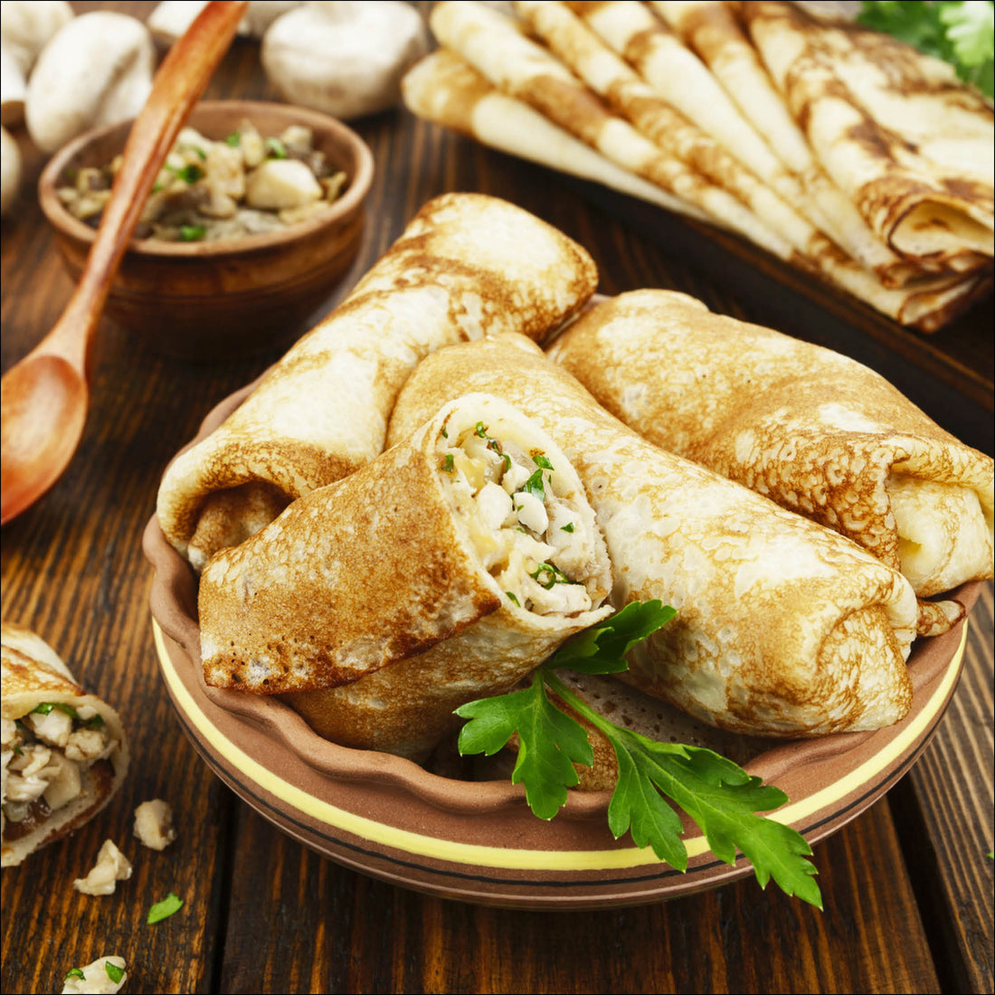 Crespelle con crema di funghi e fontina